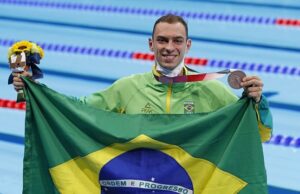 Olimpíada: Fernando Scheffer fatura bronze na natação