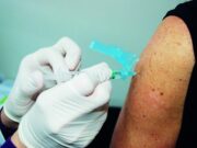 Vacinação contra a Covid-19 segue apenas para segunda dose nesta segunda-feira
