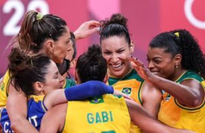 Seleção brasileira de vôlei vence o Quênia e pega o Comitê Russo nas quartas em Tóquio