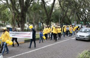 Prefeita Helena Hermany divulga nota sobre protesto das funcionárias do Rapidinho