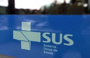 Helena Hermany sanciona a lei da transparência no SUS