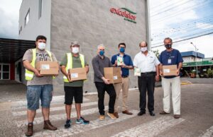 Prefeitura celebra a parceria entre Excelsior e Coopersanta
