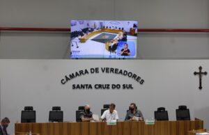 Oito projetos tramitam na sessão ordinária desta segunda-feira