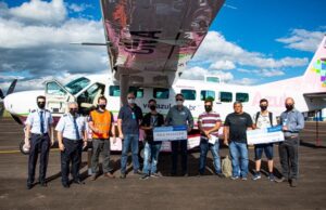 Servidores ganham passagem aérea por serviços prestados ao Município