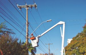 Iluminação pública: Prefeitura emite 645 ordens de trocas por mês