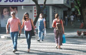 Uso de máscaras agora é facultativo