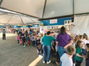 Emoção e alegria invadem a praça na 33ª Feira do Livro