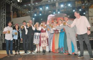 Oktoberfest: Ein prosit! A felicidade está no parque