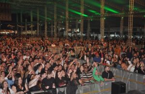 Renomes do sertanejo levam uma multidão para os shows da Oktoberfest