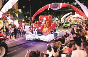 Organização confirma quarto desfile da Christkindfest nesta quarta-feira