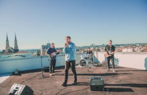 Ao vivo: Ramal 314 faz show gravado em cima de prédio