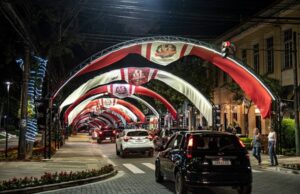 Desfile da Christkindfest altera trânsito nas vias centrais
