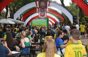 Santa Fest reúne multidão para torcer pela Seleção na Floriano