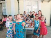 Oficina Moda Barbie apresenta produções em desfile