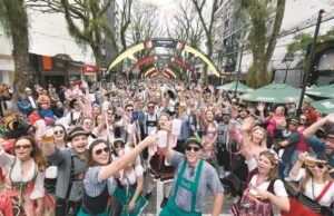 Visitantes atribuem nota 9,3 à 37ª Oktoberfest