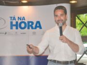 Projeção | Eduardo Leite visita Santa Cruz e enfatiza prioridades para o Estado