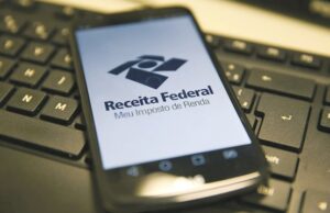 Sindicontábil ensina sobre destinação de doação do IR na Praça Getúlio Vargas