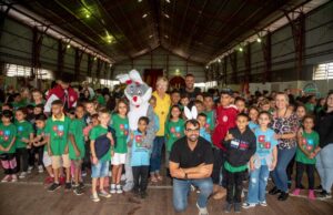 Chegada do coelho fez a alegria de 700 crianças no Parque da Oktoberfest