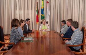 Prefeitura e BRDE assinam acordo de cooperação técnica