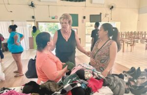Assistência | Varal Solidário distribui agasalhos para famílias do Mãe de Deus e Renascença