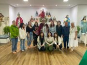 Templo de Umbanda Pai Ogum Beira-Mar e Mãe Oxum recebe intercambistas do Canadá