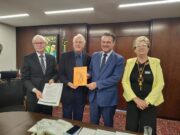 Em defesa do tabaco | Afubra participa de audiência com ministro da Agricultura