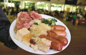 38ª Oktoberfest | Empresas podem se habilitar para oferecer serviços de alimentação