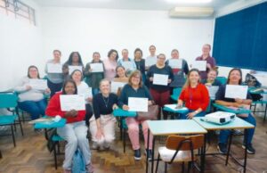 Escolas municipais | Parceria entre Prefeitura e UERGS capacita 75 serventes