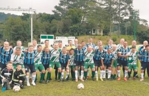 Festival Nacional da Galinha Recheada | Veteranos do Grêmio em Rio Pardinho neste domingo