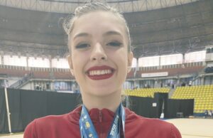 GR | Ginasta do Mauá é campeã nacional adulta