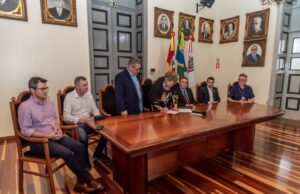 Prefeitura firma contrato com BRDE para modernizar iluminação pública