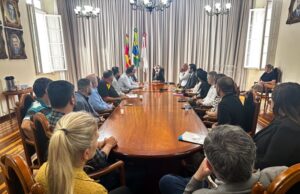 Prefeita Helena anuncia interinos para cinco secretarias