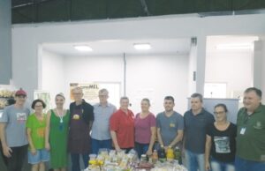 Aprimoramento | Feirantes regularizam produtos rurais para comercialização
