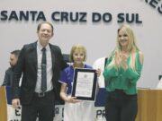Câmara | Sessão solene homenageia Escola Murilo Braga de Carvalho