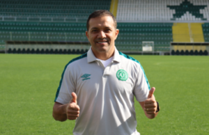 Pedro Iarley é o novo técnico do Santa Cruz