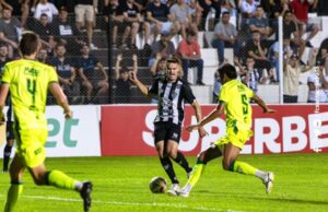 Gauchão: Santa Cruz e Avenida empatam no clássico disputado nos Plátanos