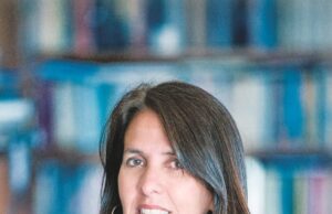 Santa Cruz | Martha Medeiros é a patrona da 35ª Feira do Livro