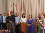 Prefeita Helena mobiliza lideranças da região para consulta pública sobre regulamentação de cigarros eletrônicos
