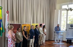 Festa da Alegria | Luciano Menezes e Daniela Laner comandam a 39ª Oktoberfest e Feirasul 2024