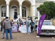 Mateada solidária do Old School Day arrecada caminhão cheio de doações