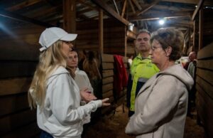 Repasse | Prefeita Helena anuncia aumento de recursos para ONG Cavalo de Lata