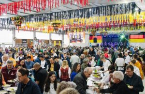 Evento | Festival Nacional da Galinha Recheada atrai multidão a Rio Pardinho