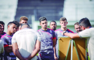 F.C. SANTA CRUZ | Comissão técnica projeta primeiros testes