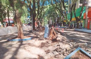 Calçadão da Floriano | Começa obra entre Ramiro e Júlio de Castilhos