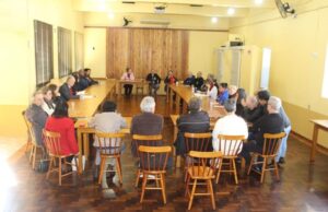 Plebiscito popular | Público opina sobre temas sociais em Santa Cruz