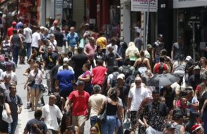 Economia | População brasileira chega a 213,4 milhões