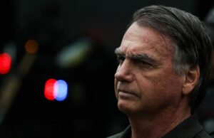 Investigação | Defesa pede revogação de medidas cautelares contra Bolsonaro