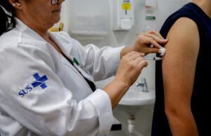 Saúde | Vacinação contra HPV é prorrogada até dezembro de 2025 para adolescentes de 15 a 19 anos