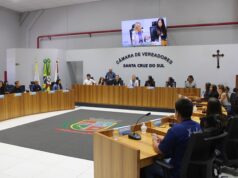 Legislativo | Alunos simulam sessão da Câmara de Vereadores
