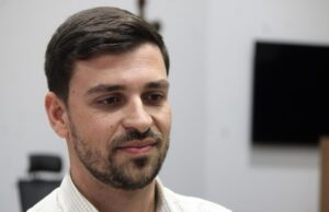 Legislativo | Sancionada a lei que visa adoção de bueiros inteligentes